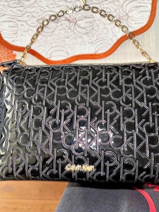 Calvin Klein Handbags - Calvin Klein Black Shoulder Bag Gold-Tone Chain